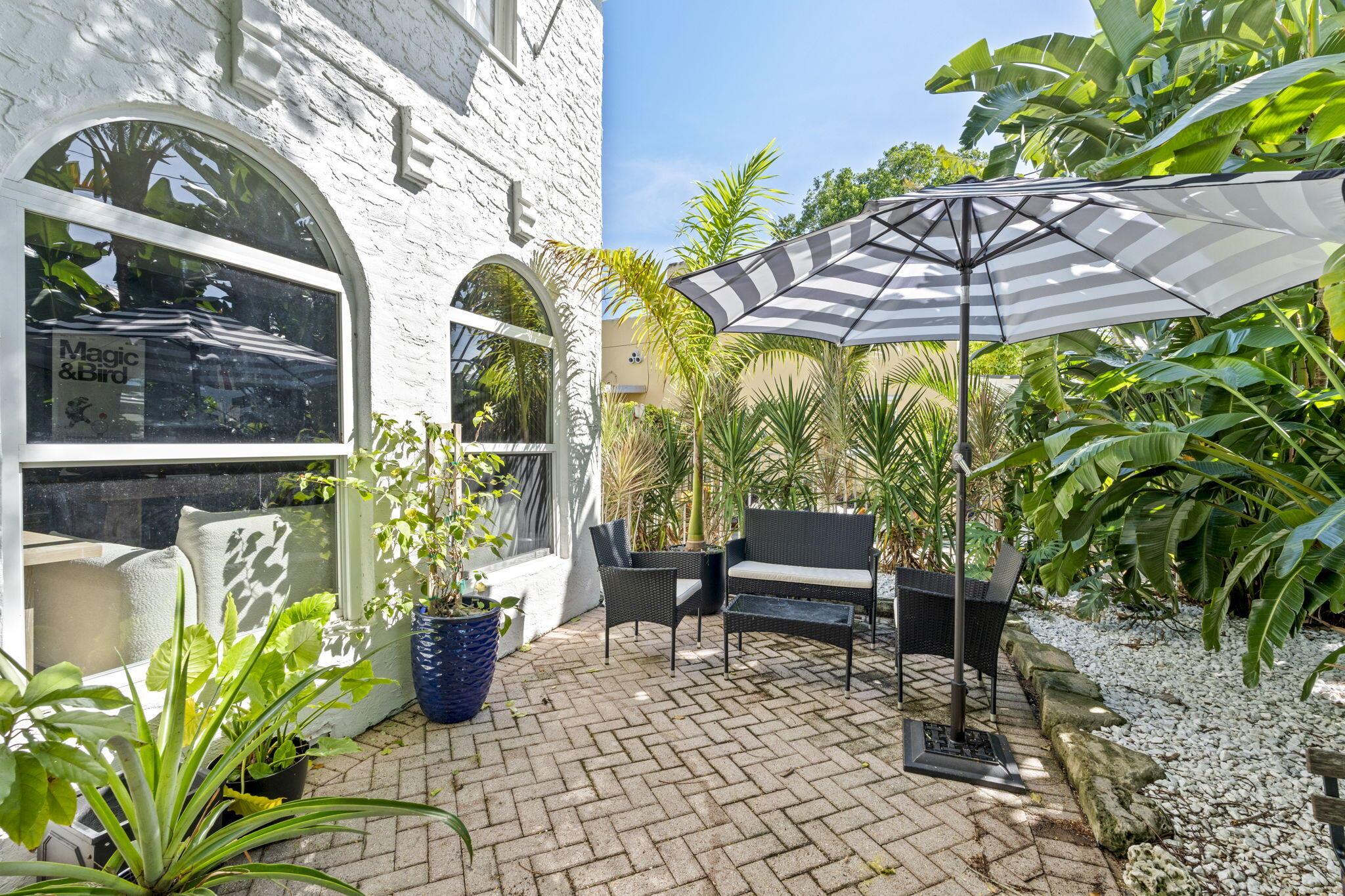 GARDENS THE IN - Residential Lease