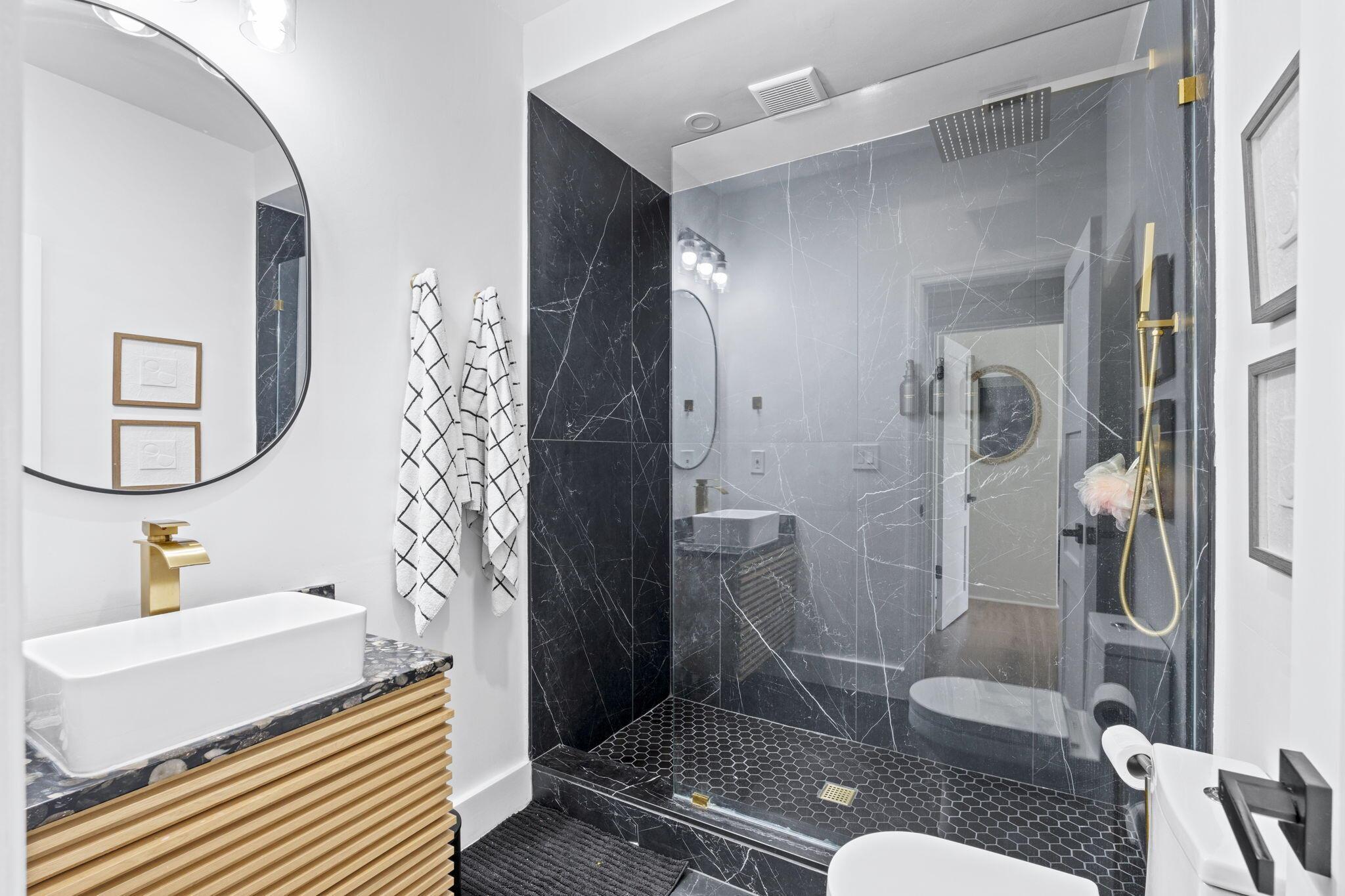 GARDENS THE IN - Residential Lease