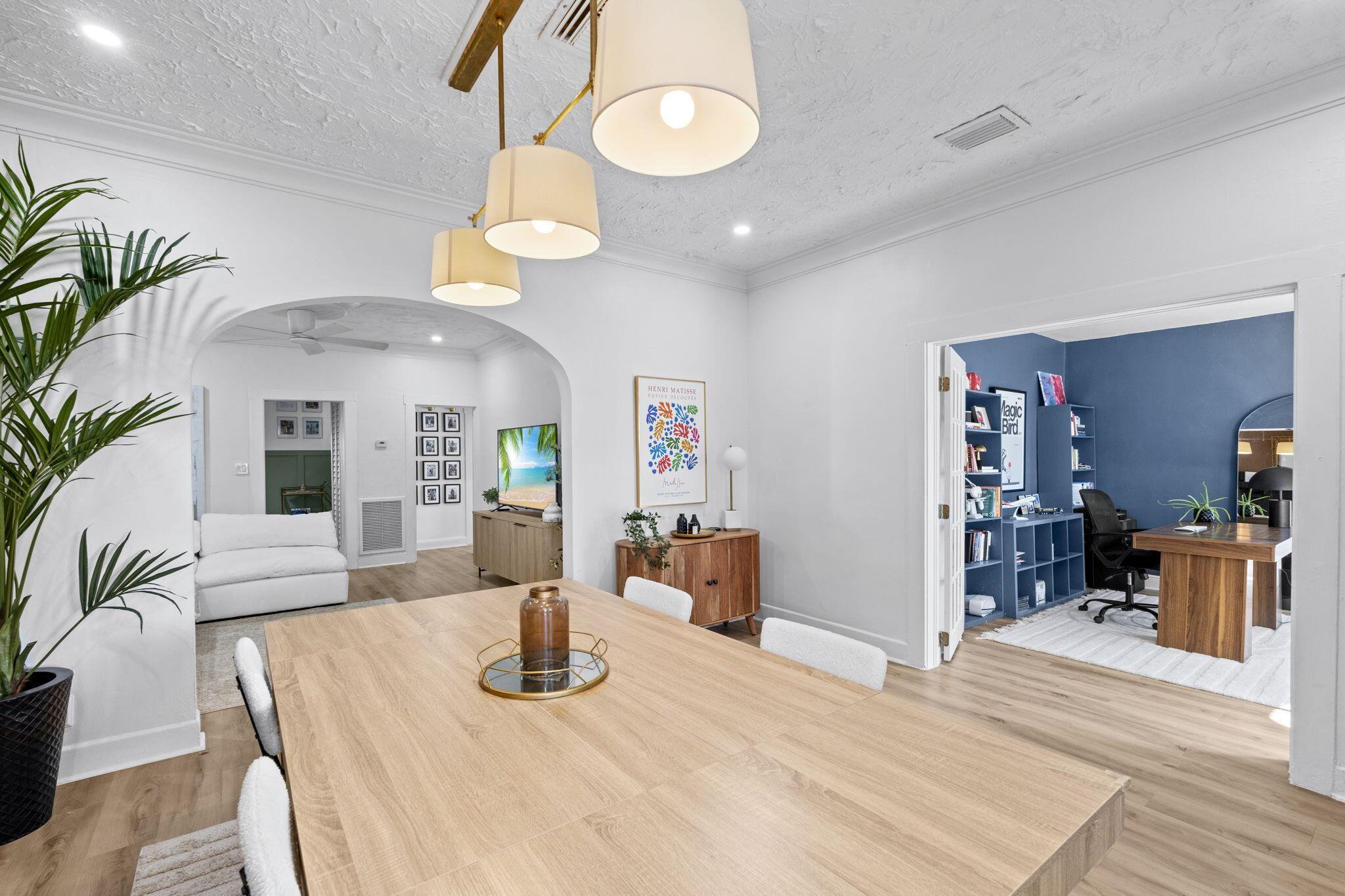 GARDENS THE IN - Residential Lease