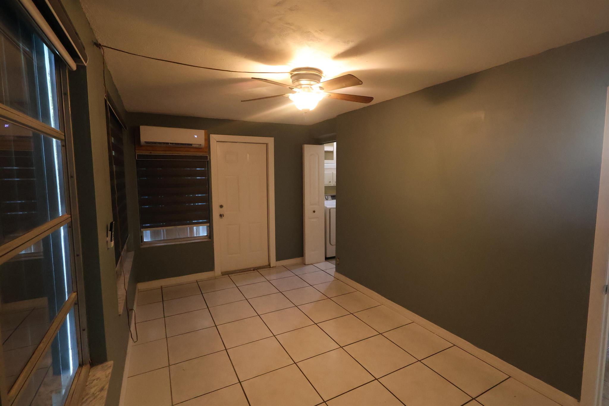 TAMARAC LAKES - Residential