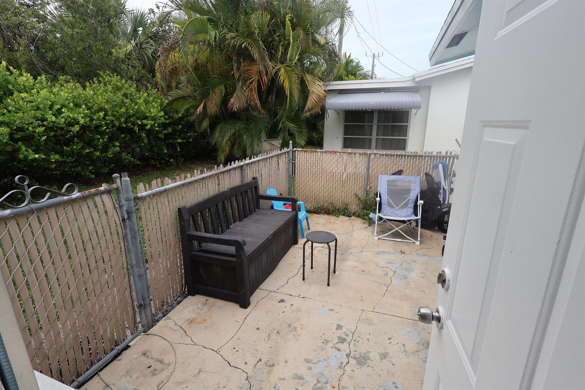 TAMARAC LAKES - Residential