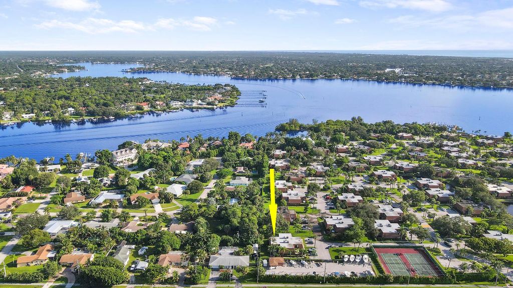 Photo of 825 Center Street #57b, Jupiter, FL 33458 (MLS # R10985397)