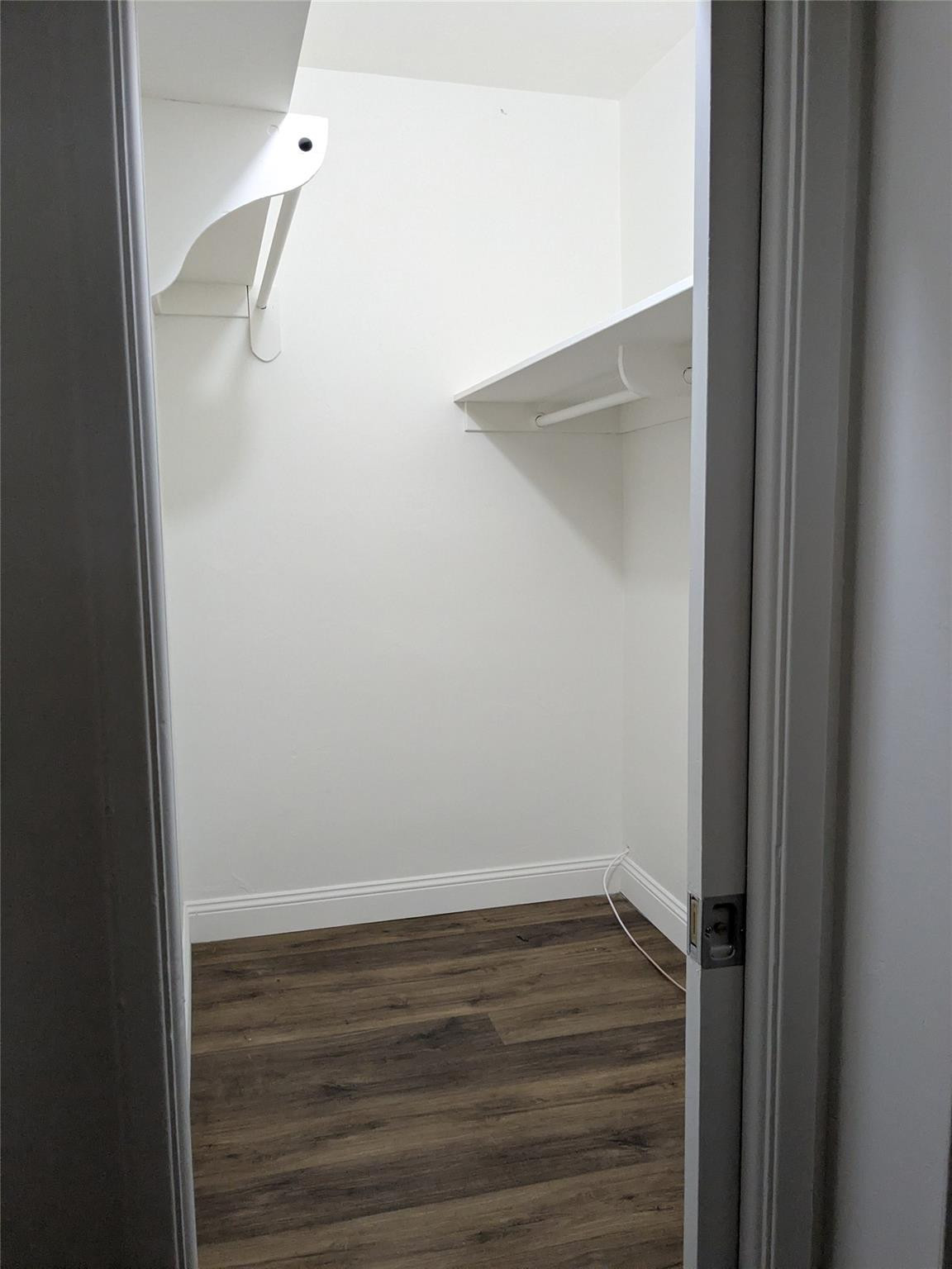 Middle River Villas - Residential