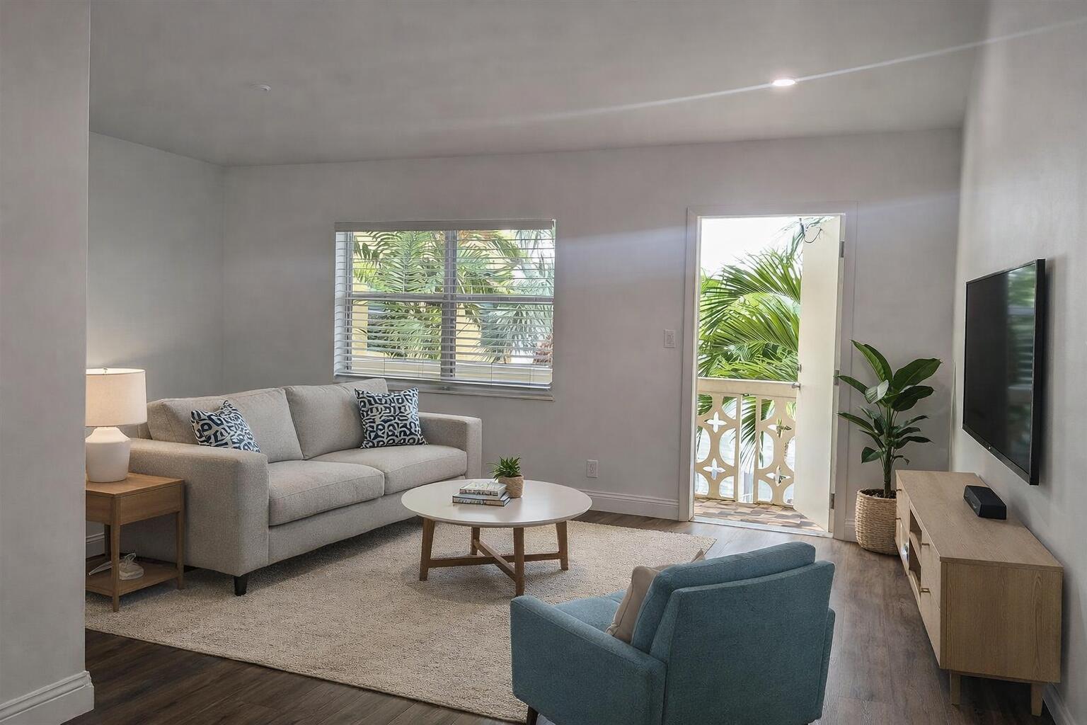 Middle River Villas - Residential