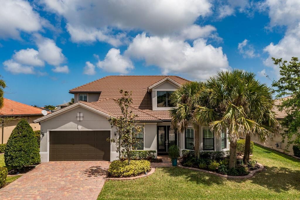 Photo of 467 Sonoma Isles Circle, Jupiter, FL 33478 (MLS # R11051045)