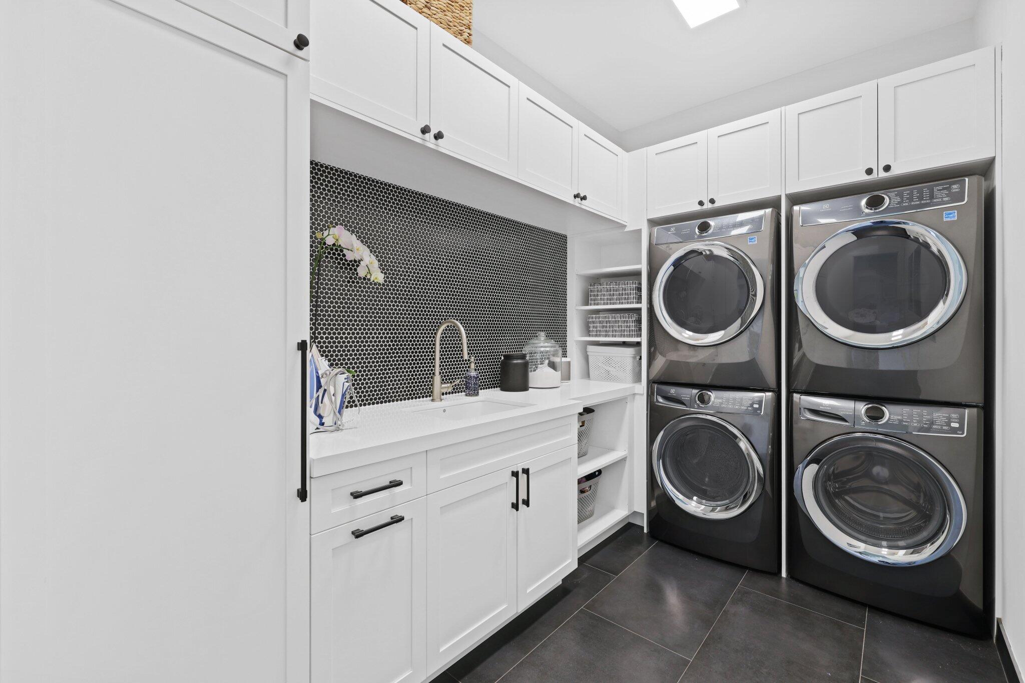 BEACHWAY NORTH - Residential