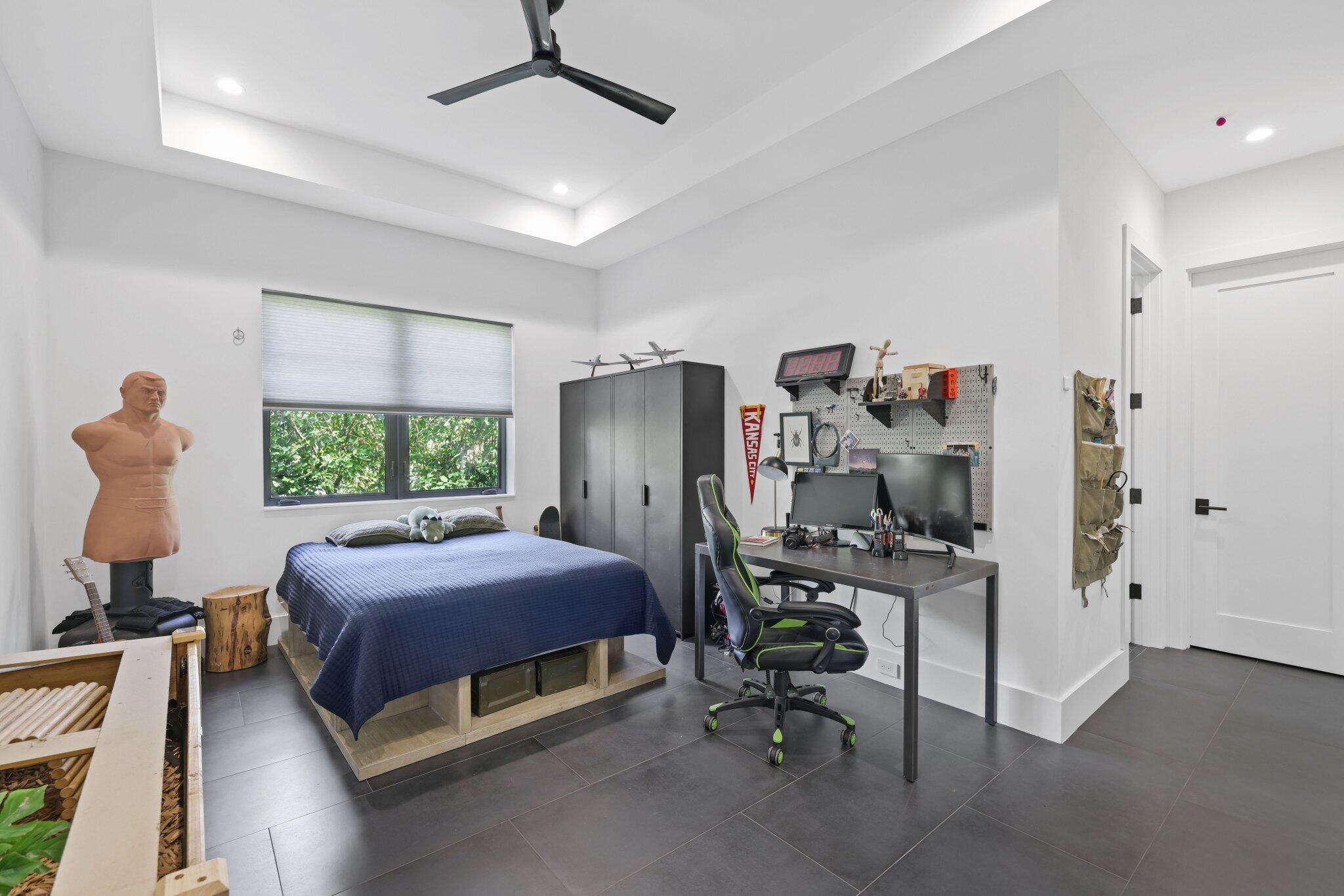 BEACHWAY NORTH - Residential