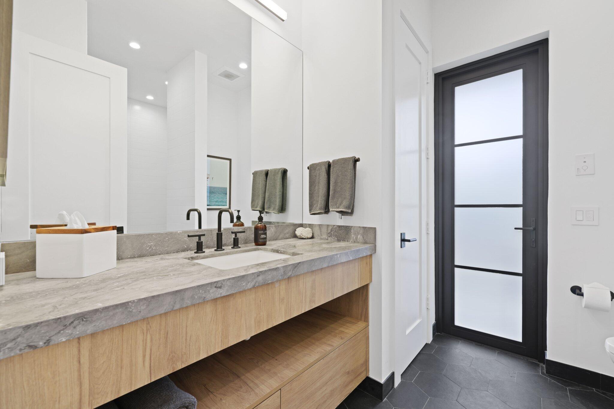 BEACHWAY NORTH - Residential