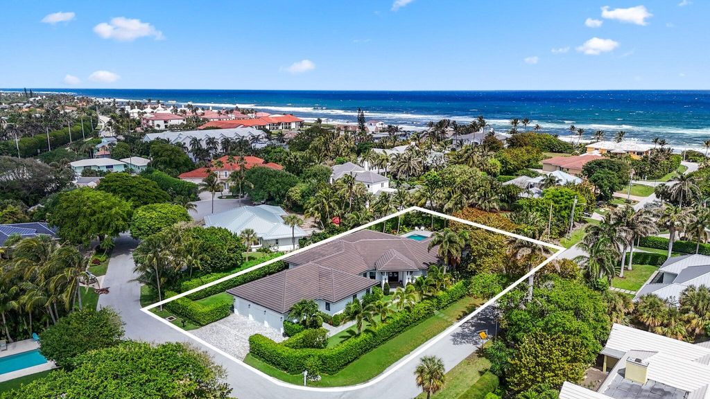 Photo of 1 Osprey Court, Ocean Ridge, FL 33435 (MLS # R10973695)