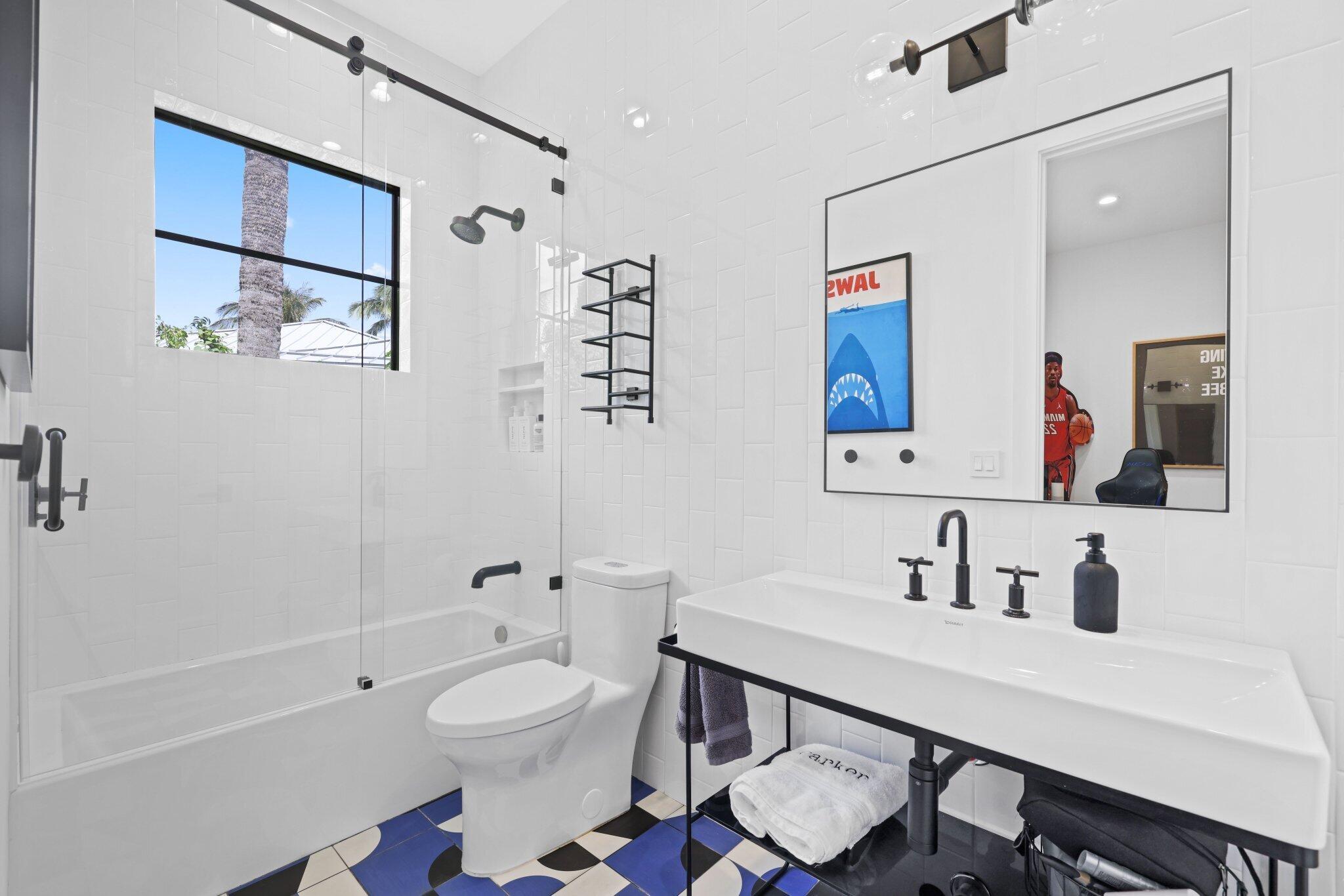 BEACHWAY NORTH - Residential