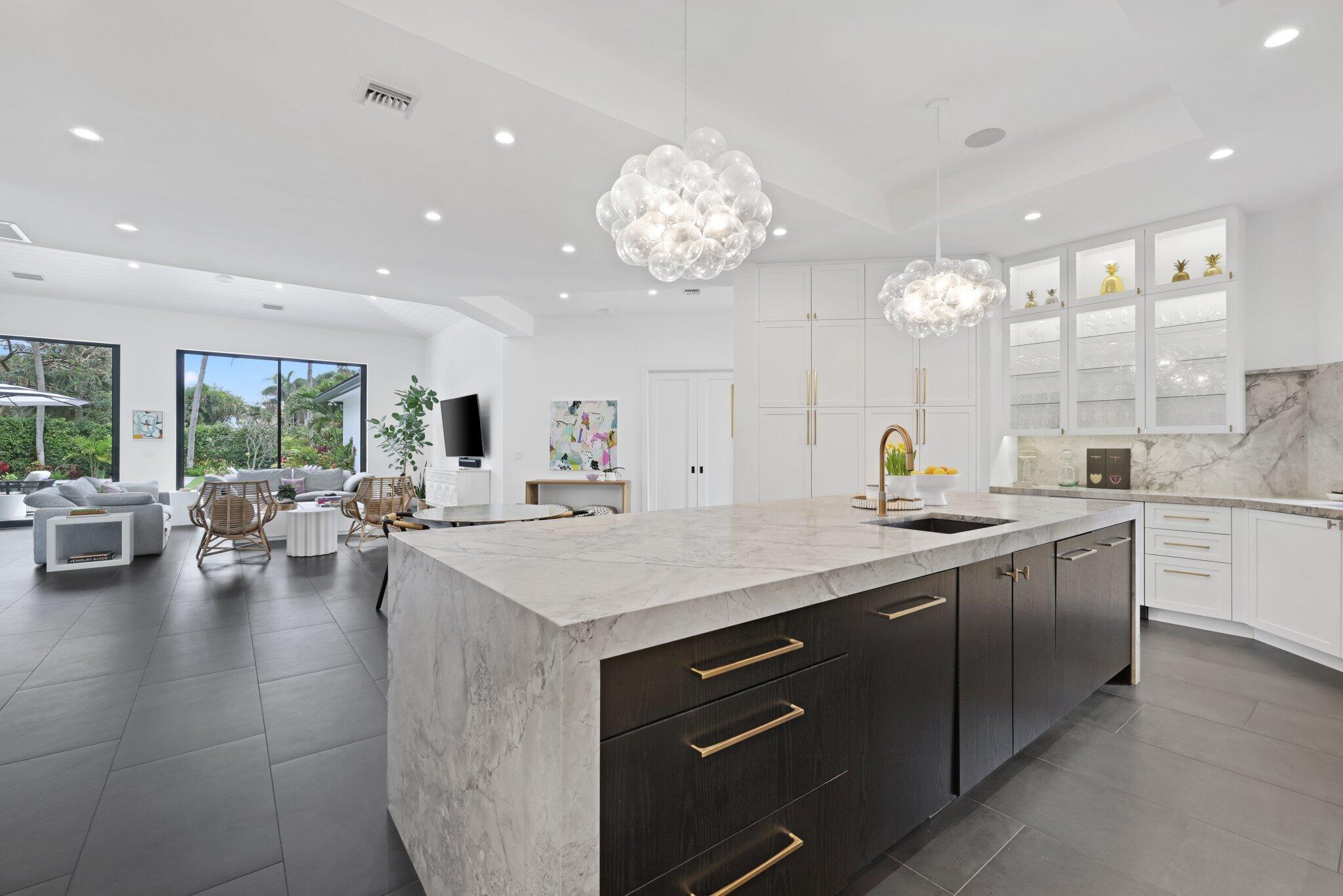 BEACHWAY NORTH - Residential