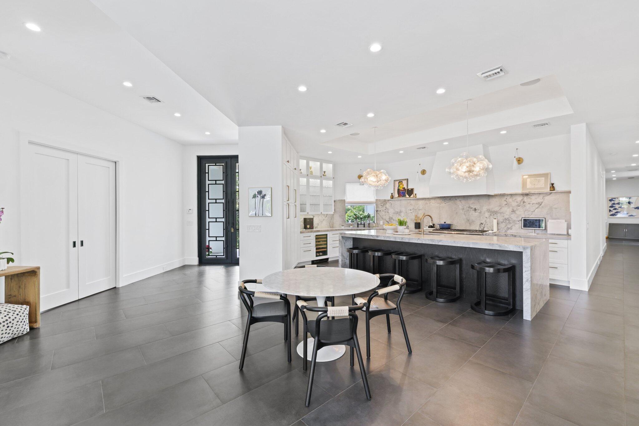 BEACHWAY NORTH - Residential