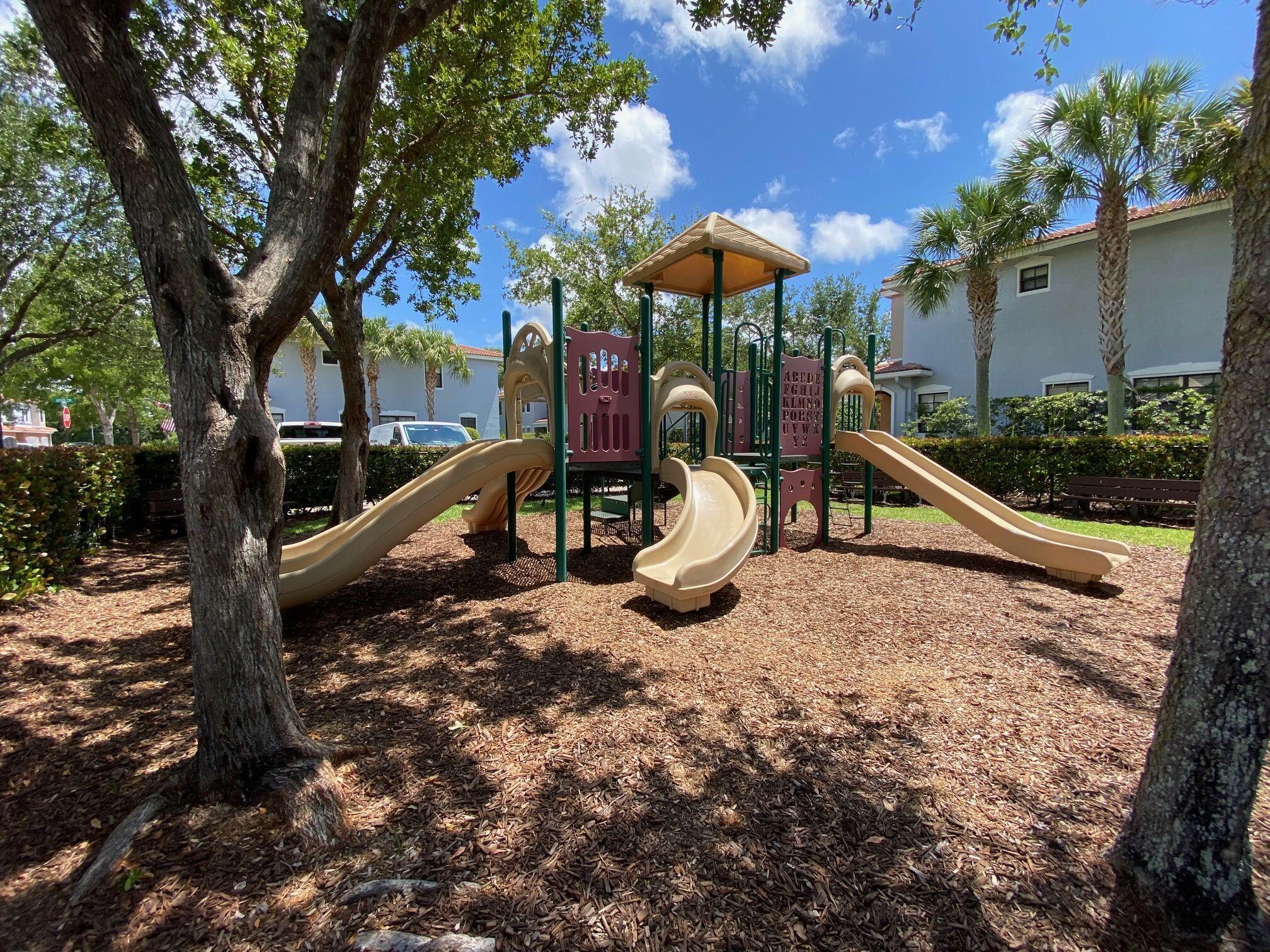 GRAMERCY SQUARE PL 2 - Residential