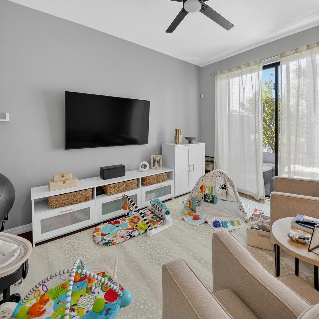 GRAMERCY SQUARE PL 2 - Residential