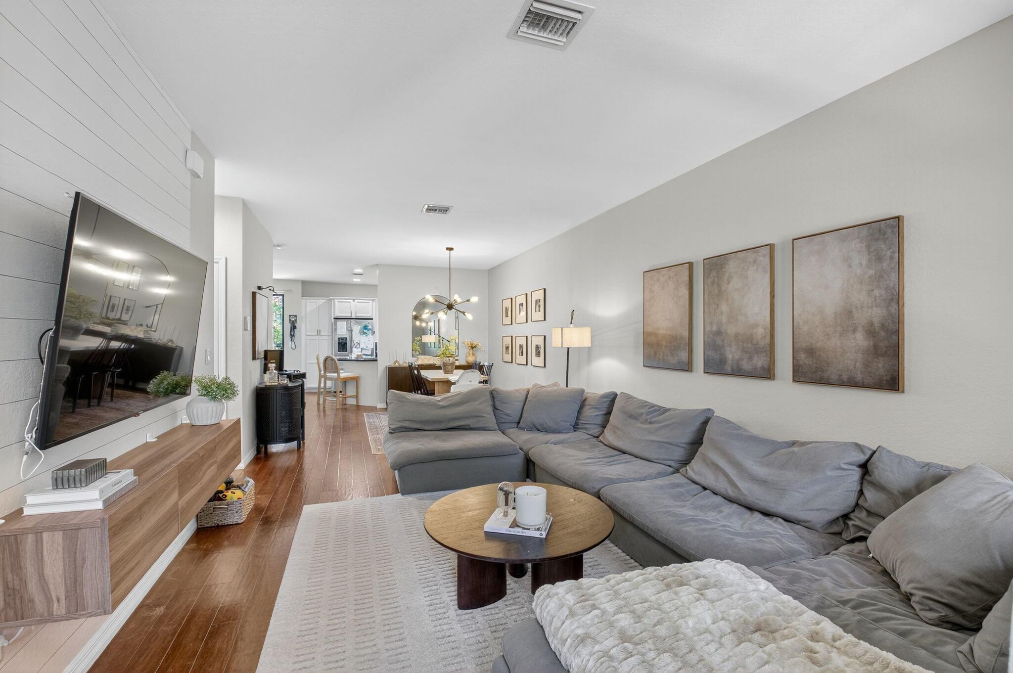 GRAMERCY SQUARE PL 2 - Residential