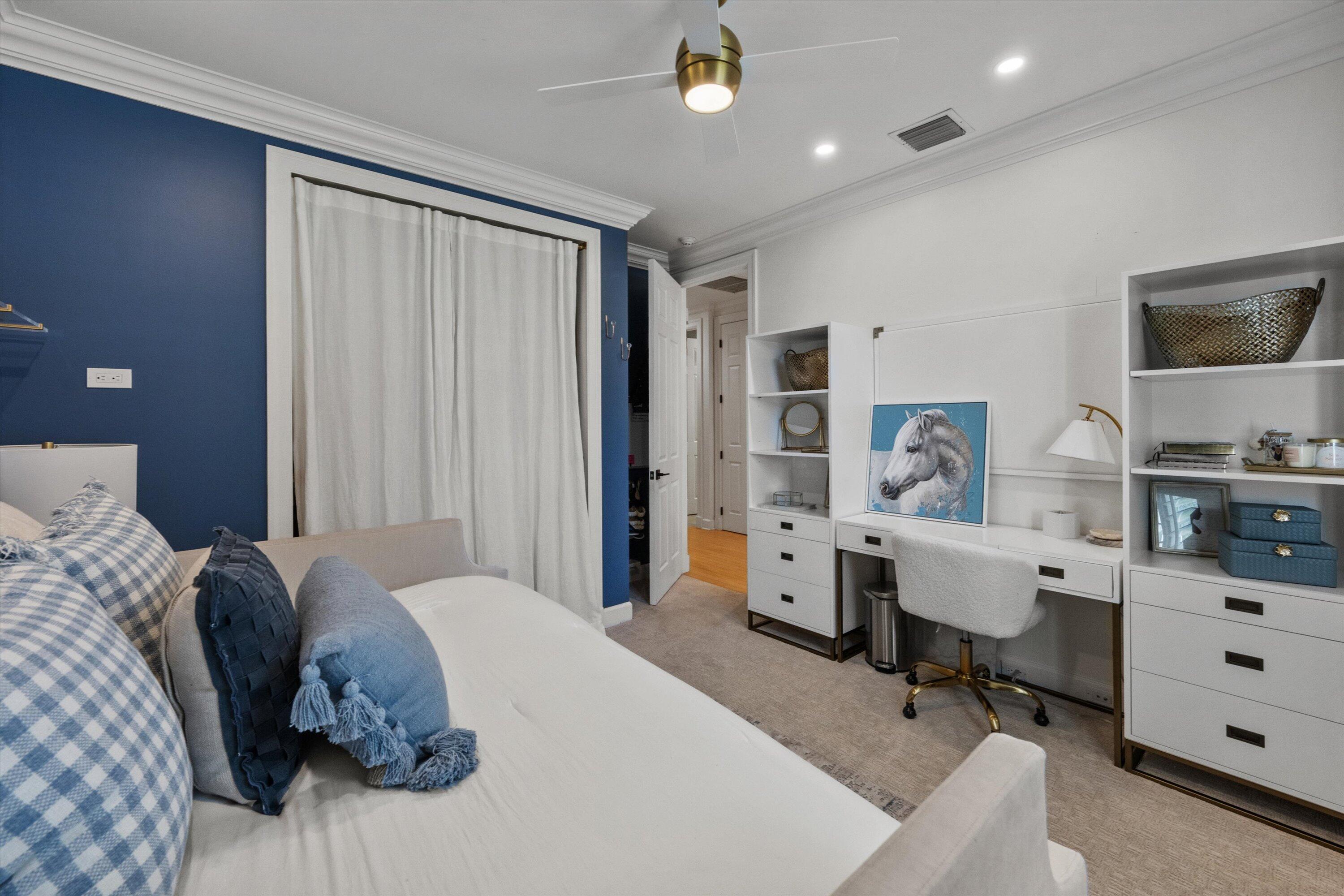 PADDOCK PARK 2 OF WELLINGTON - Residential Lease