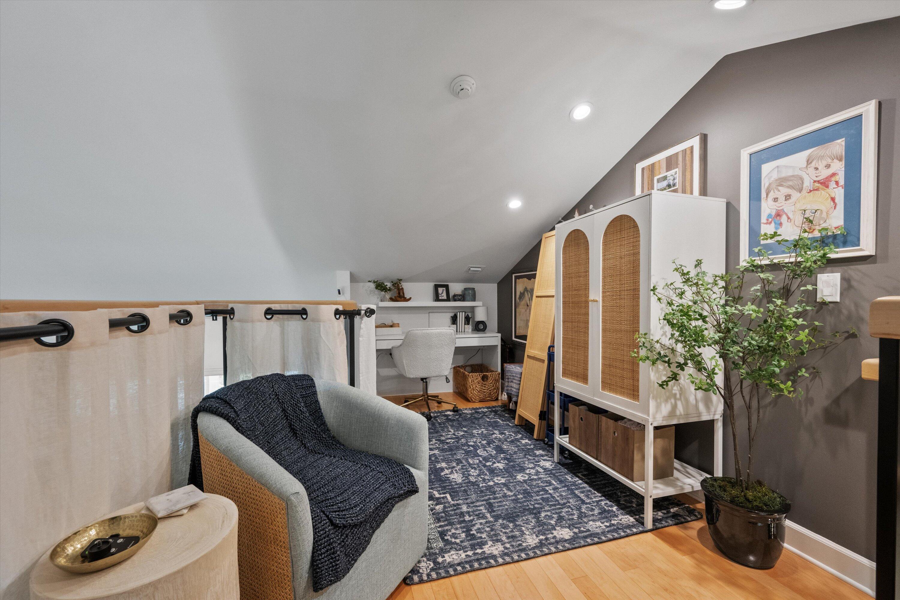 PADDOCK PARK 2 OF WELLINGTON - Residential Lease