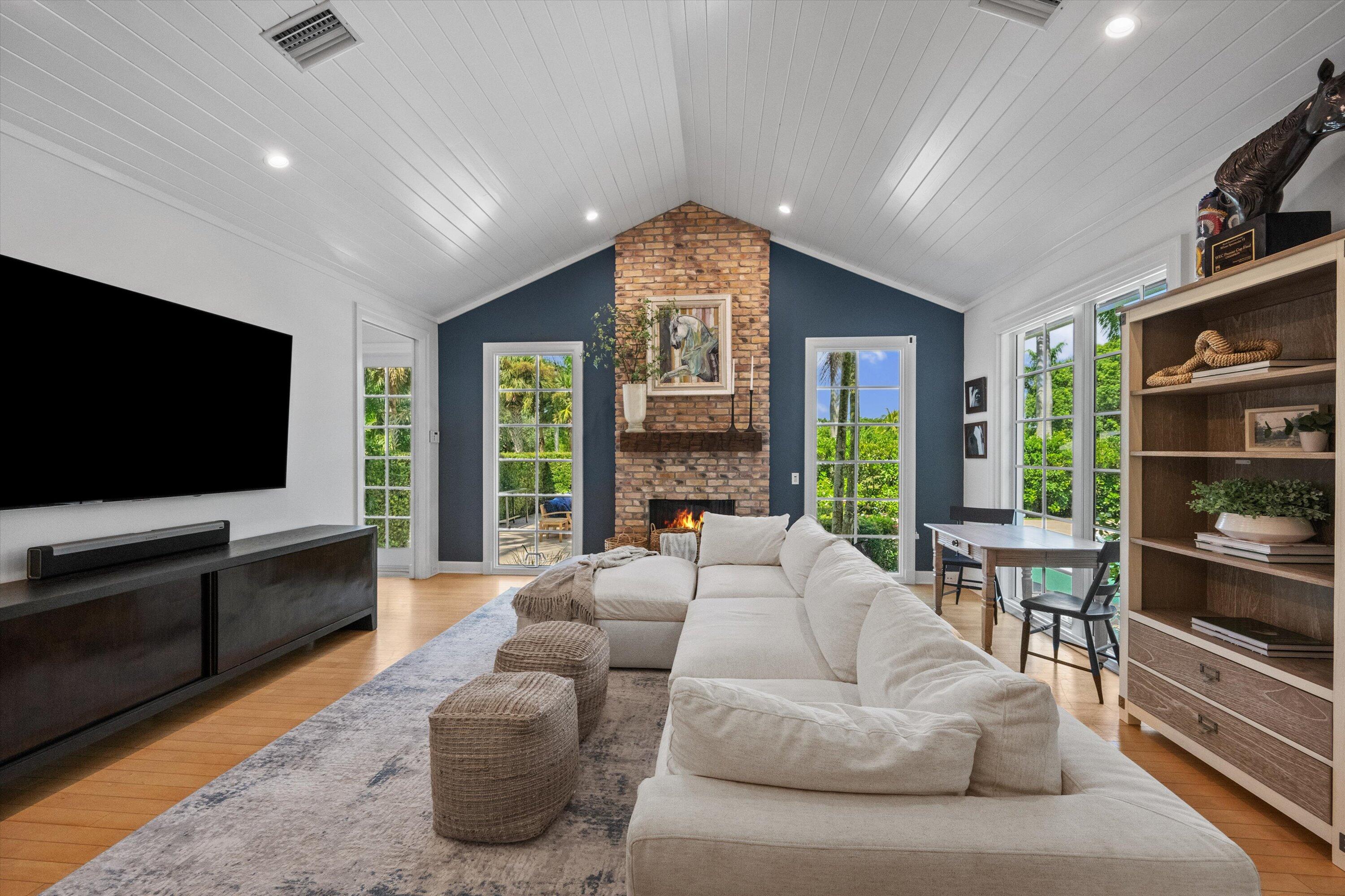 PADDOCK PARK 2 OF WELLINGTON - Residential Lease