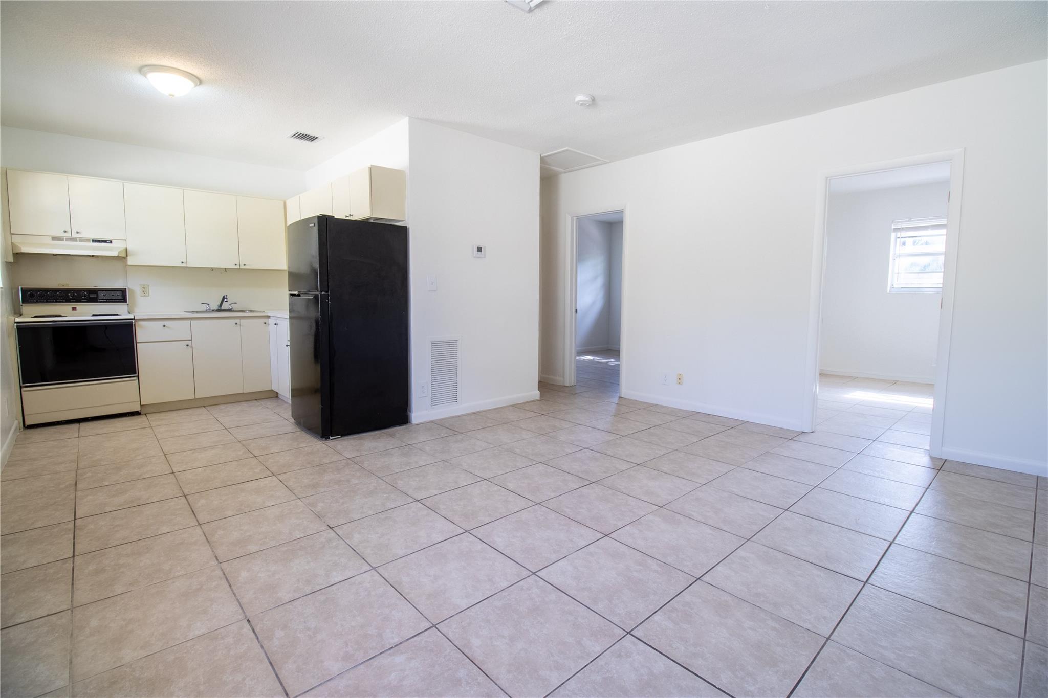 Sailboat Bend - Residential Lease