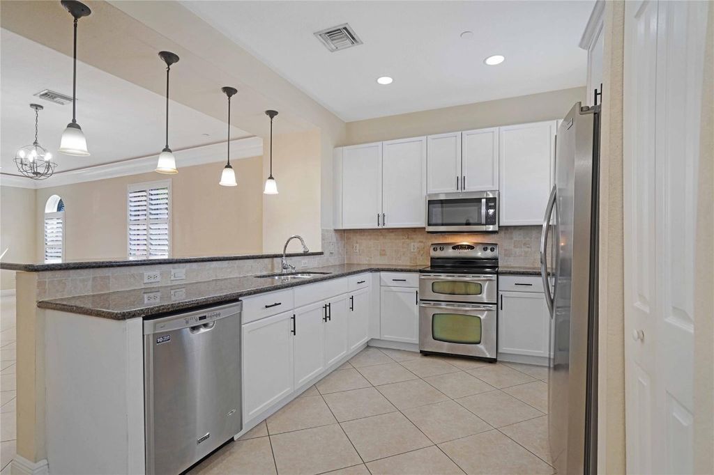 Photo of 1033 NE 17th Way #1401, Fort Lauderdale, FL 33304 (MLS # F10520701)