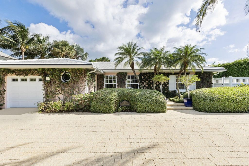 Photo of 241 Orange Grove Road, Palm Beach, FL 33480 (MLS # R11018132)