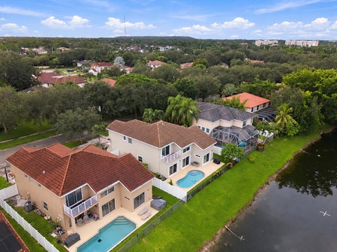 Tiny photo for 6211 NW 58th Way, Parkland, FL 33067 (MLS # B26073271)
