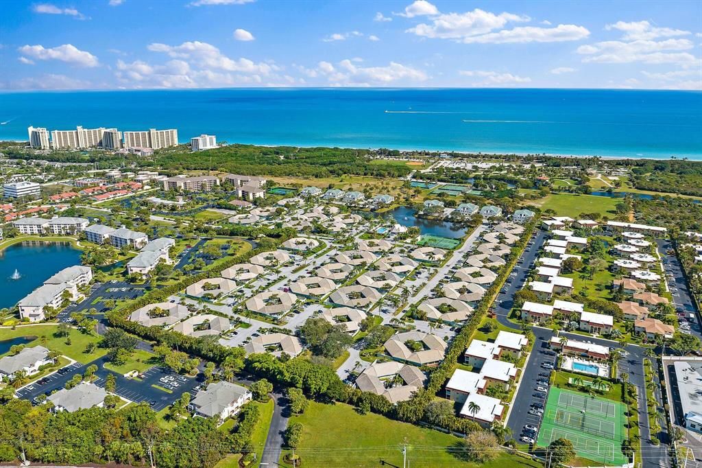 Photo of 1127 E Seminole Avenue #29a, Jupiter, FL 33477 (MLS # R10888946)