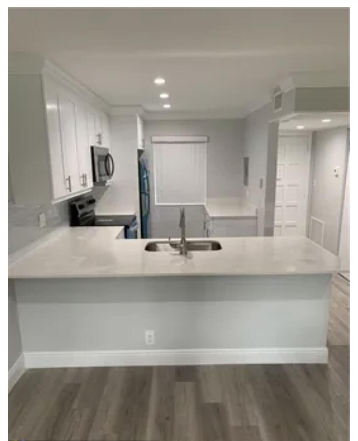 FOUNTAINS OF PALM BEACH CONDO 7 - Residential