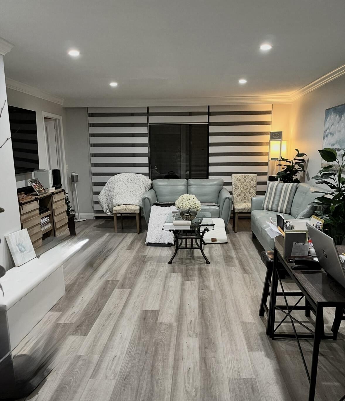 FOUNTAINS OF PALM BEACH CONDO 7 - Residential