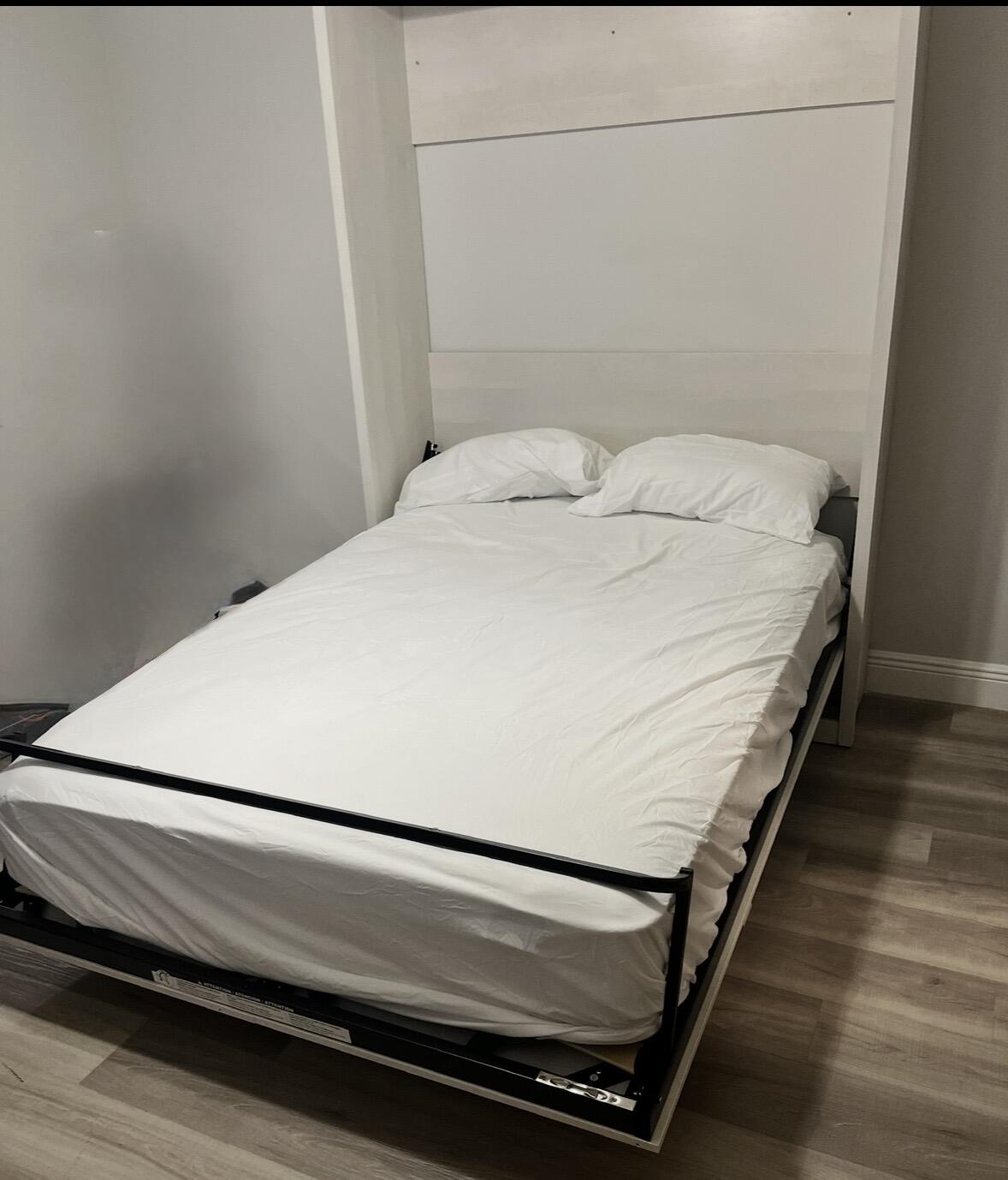 FOUNTAINS OF PALM BEACH CONDO 7 - Residential