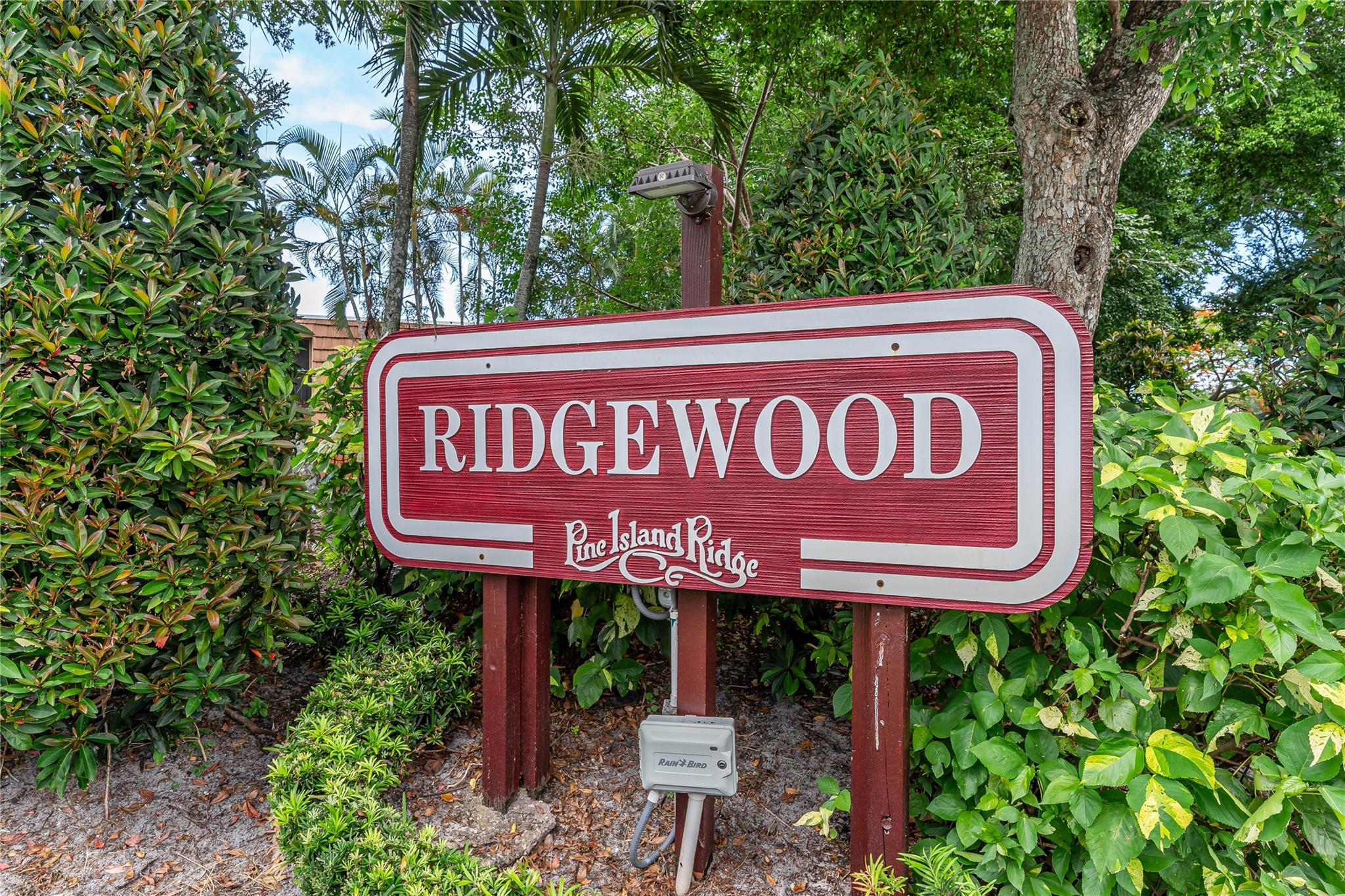Seller Motivated NEW ROOF by Seller 2 stories Townhouse in Pine Island Ridge Country Club. Newer Kitchen, Bathrooms, Flooring throughout both 1st and 2nd floors. All Newer Appliances such as Kitchen appliances, Washer/Dryer, AC units, Tankless Water heater. Excellent Schools are within the reach of this Pine Island Community. When you own in Pine Island Ridge Country Club you are automatically have access to a lot of amenities: Golf, Weight Room, Sauna, Steam Room, Basketball Court, Tennis Court, Bocce board, cookout areas, Swimming pool, card rooms arts and crafts, entertainment, 2 Restaurants and lounges. Little doggies allowed up to 20 pounds.