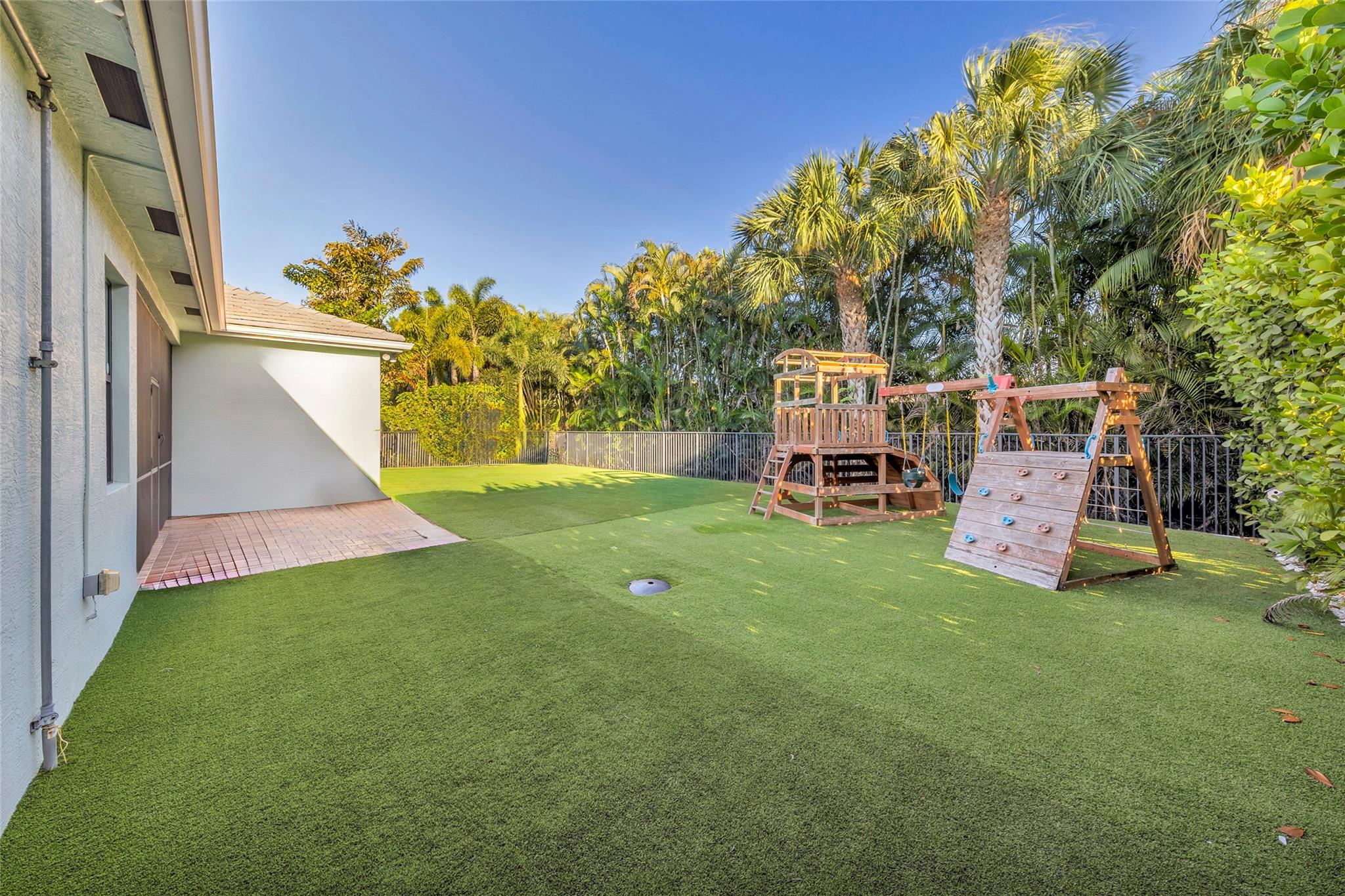 12201 Boca Reserve Ln