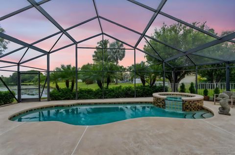 Looking to Buy a Home in Wellington Florida? 1601 Lakefield N Court Wellington FL 33414