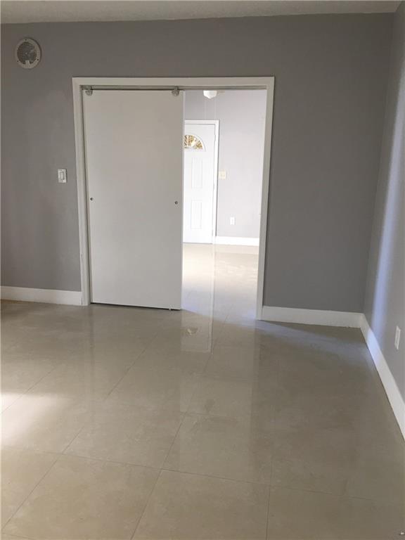 Hollywood South Side Add - Residential Lease