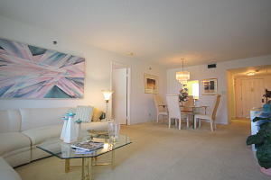 BOCA TEECA CONDO 10 - Residential Lease