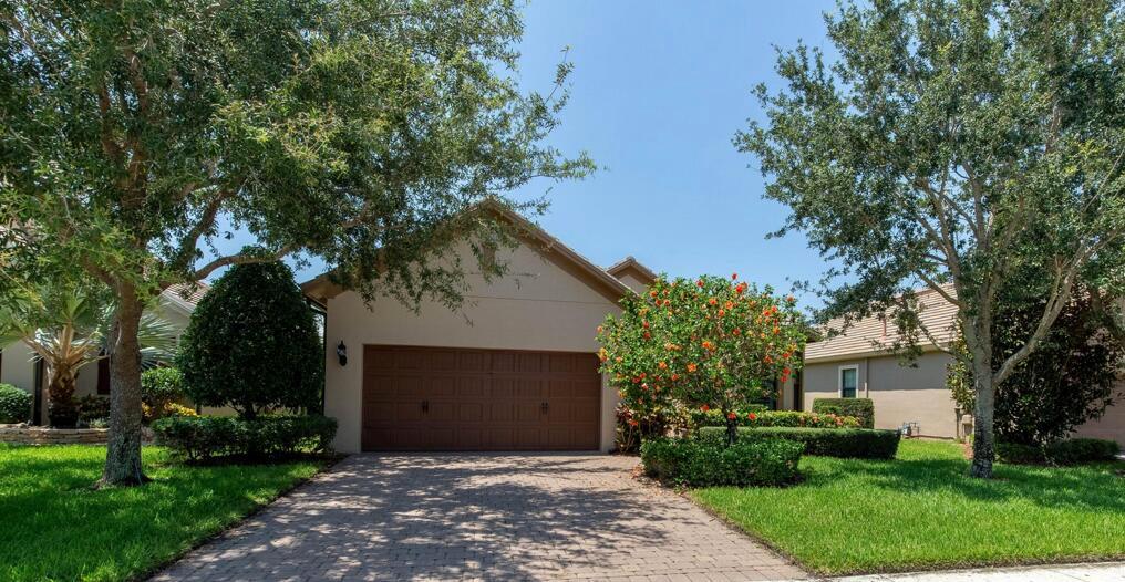 This lovely 3 bedroom, 2 bath and 1 Den single family home has never been on the market for sale! Boasting almost 2,500 square feet of living space, a 2-car garage, and a great backyard with waterfront views. Situated on a spacious, immaculately landscaped lot in the gated community of Castellina. This gorgeous home has a modern open floor plan with a large kitchen island with plenty of bar seating, plantation shutters, large master with dual sinks , a walk-in shower, and a fantastic covered patio overlooking the lake. The private community of Castellina includes a resort-style clubhouse, pool and spa plus tennis courts.