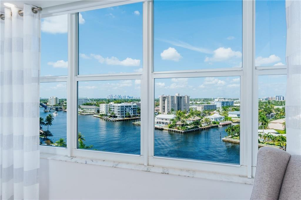 CORAL RIDGE TOWERS NORTH - Residential