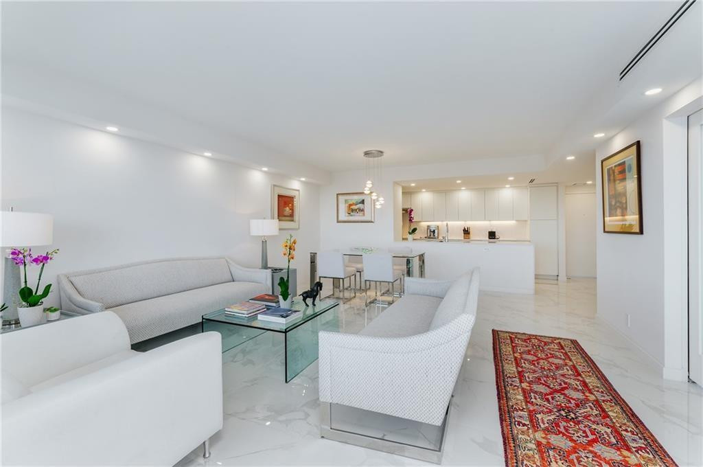 CORAL RIDGE TOWERS NORTH - Residential