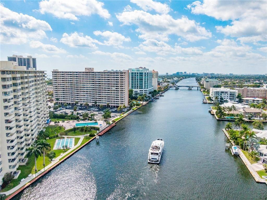 CORAL RIDGE TOWERS NORTH - Residential