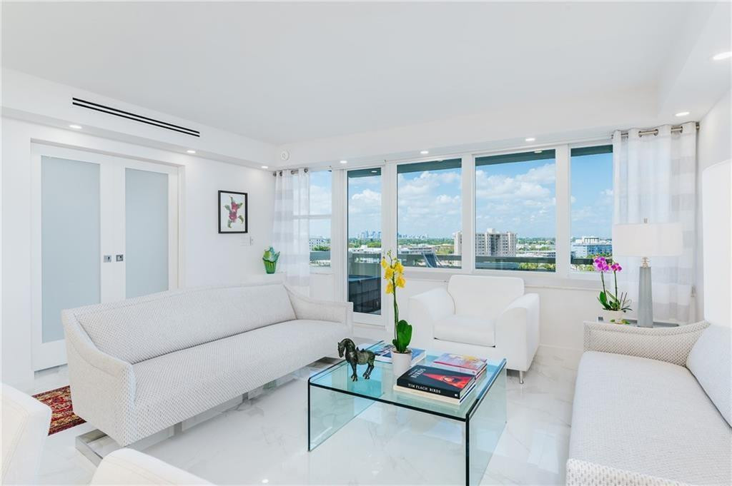 CORAL RIDGE TOWERS NORTH - Residential