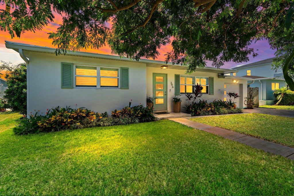 Photo of 346 Laurie Road, West Palm Beach, FL 33405 (MLS # B26087949)