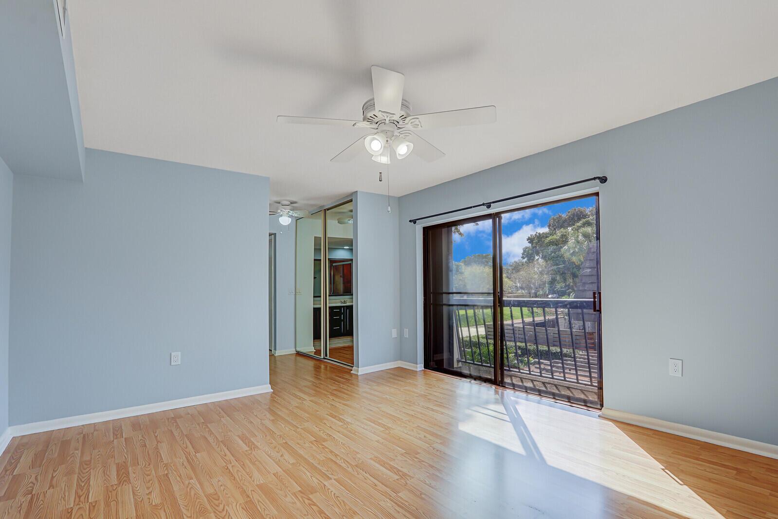 GLENWOOD TWNHS - Residential Lease