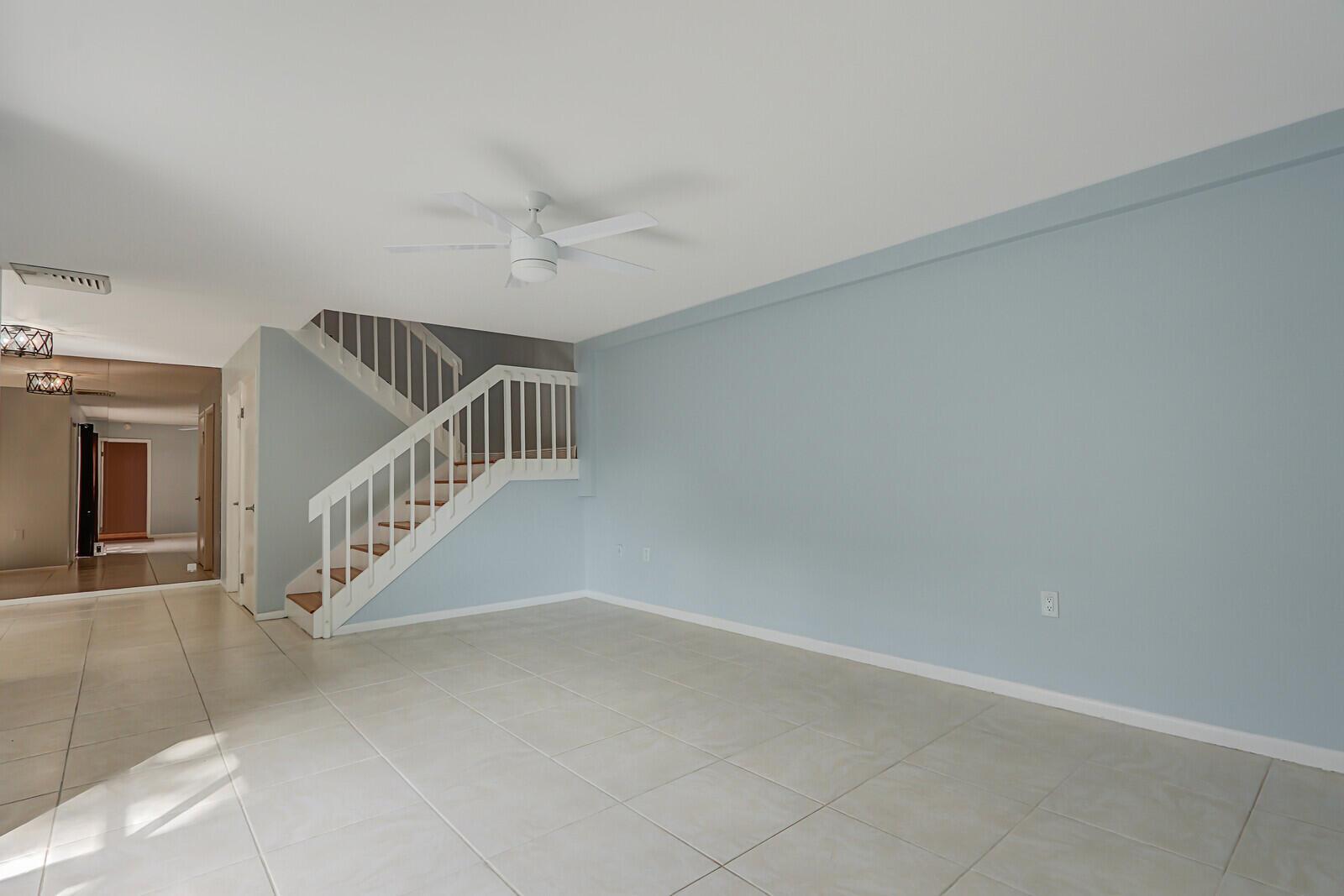 GLENWOOD TWNHS - Residential Lease