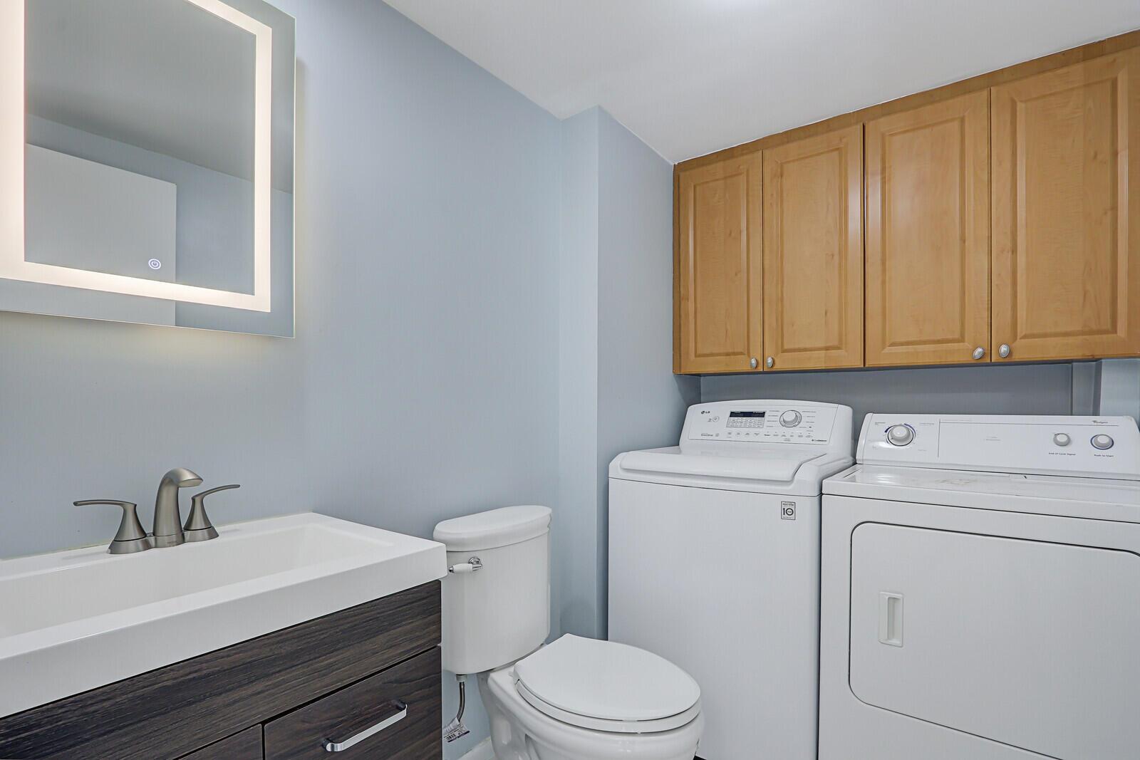 GLENWOOD TWNHS - Residential Lease