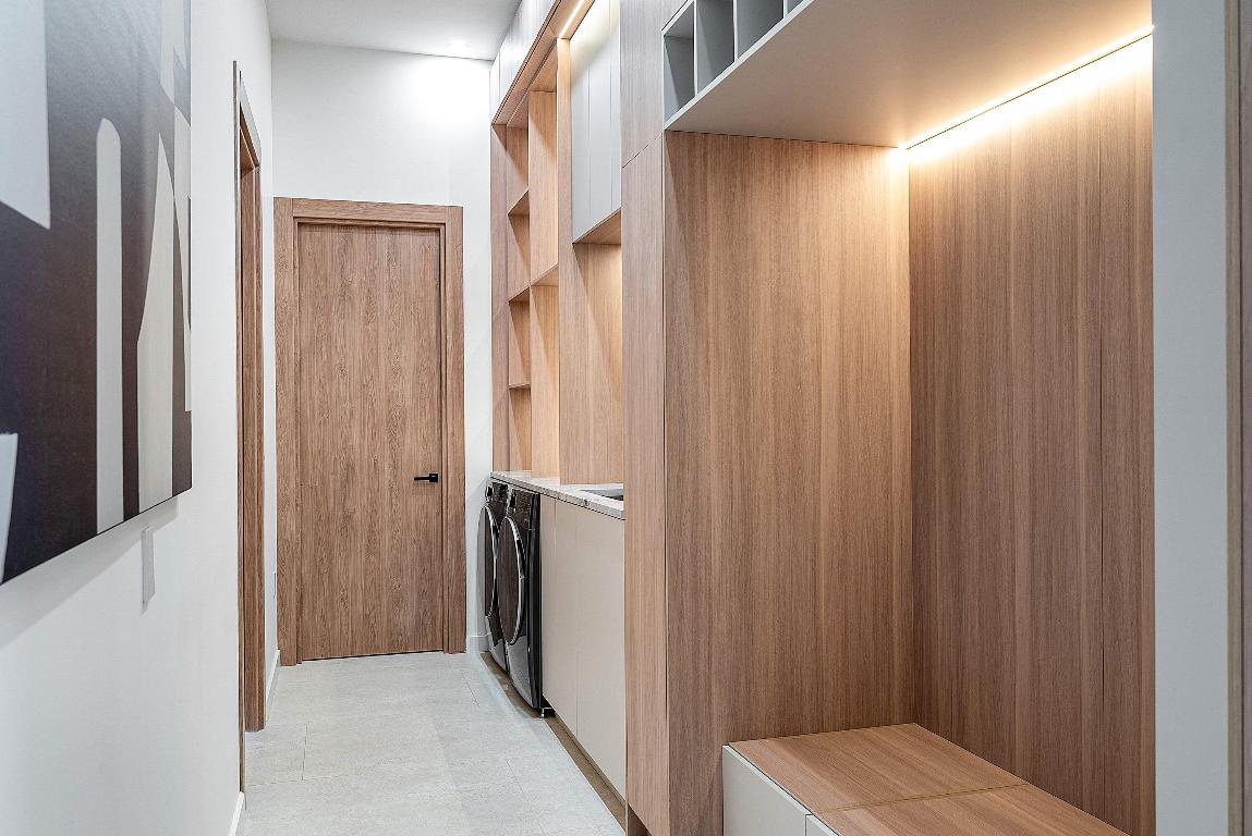 BOCA HARBOUR 5TH SEC - Residential