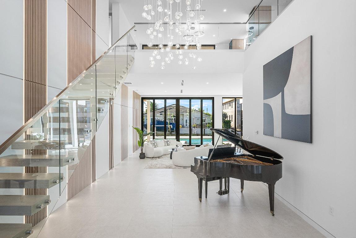 BOCA HARBOUR 5TH SEC - Residential