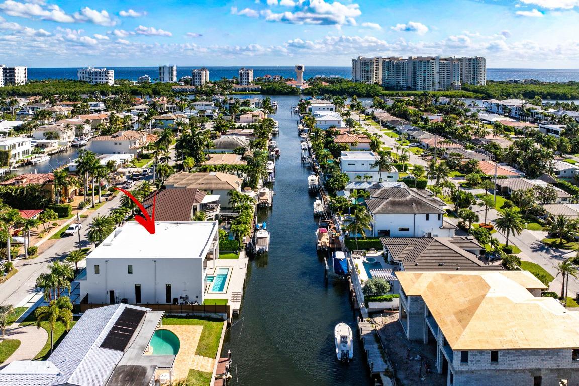 BOCA HARBOUR 5TH SEC - Residential