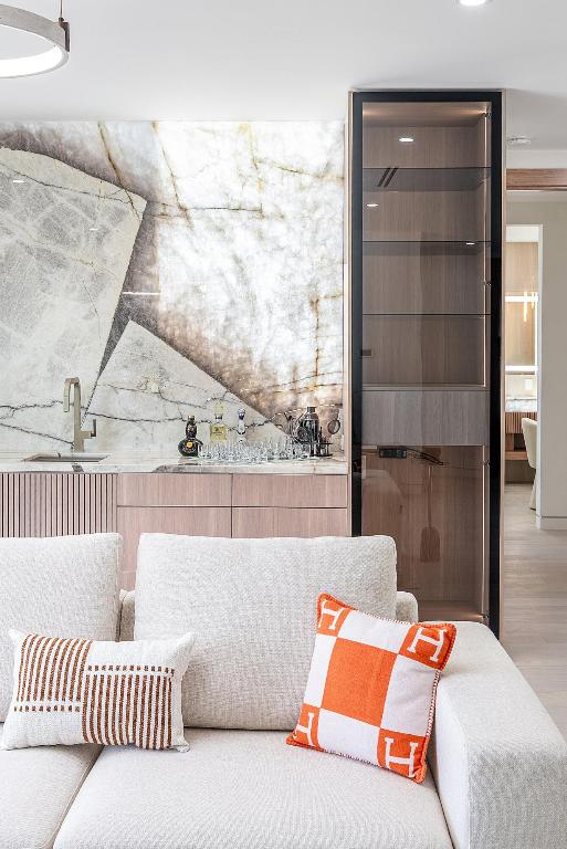 BOCA HARBOUR 5TH SEC - Residential