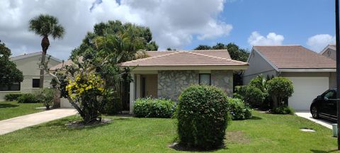 A home in Palm City