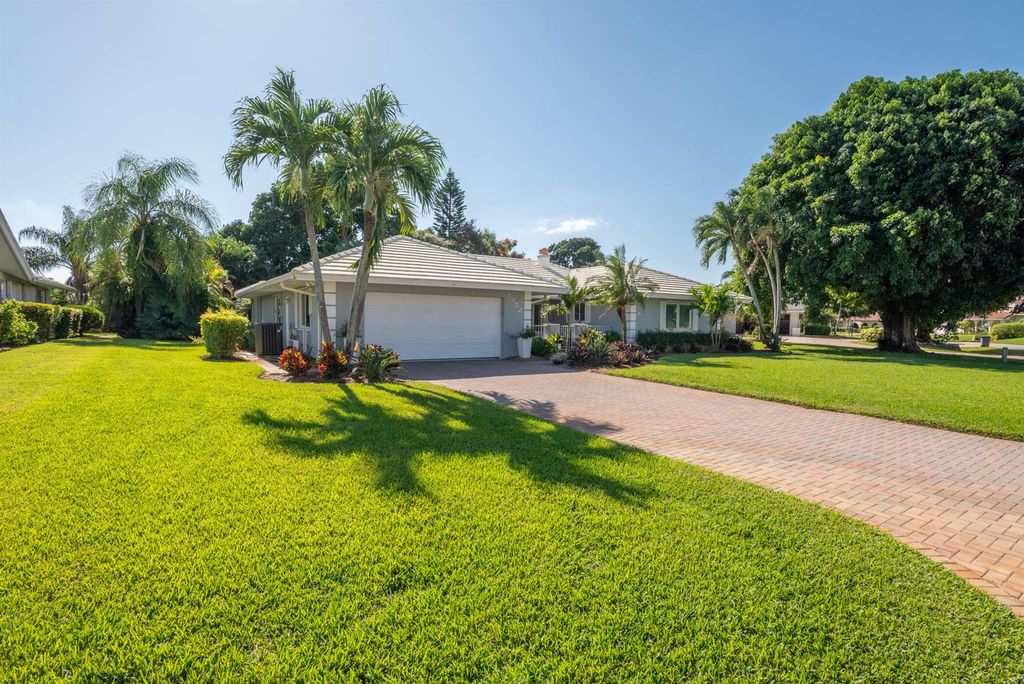 Photo of 3372 SE Court Drive, Stuart, FL 34997 (MLS # R11137701)